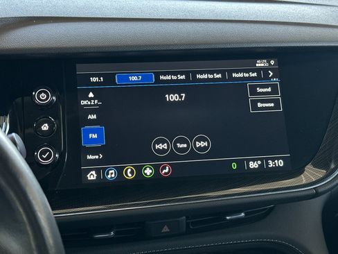 Used 2023 Buick Envision Preferred image 16