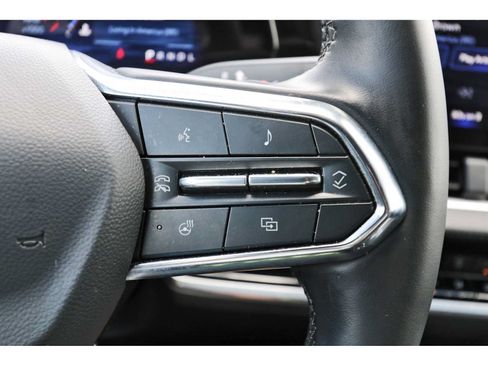 Used 2026 Chevrolet Equinox LT FWD image 16