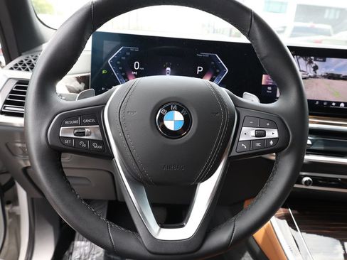 Used 2026 BMW X5 sDrive40i RWD image 38