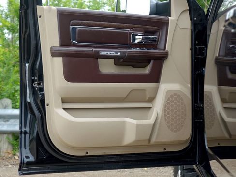 Used 2017 RAM 2500 Longhorn w/ Convenience Group AWD/4WD image 35