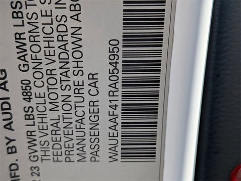 Used 2024 Audi A4 2.0T Premium Plus image 32