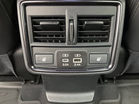 Used 2025 Subaru Forester Touring AWD/4WD image 23