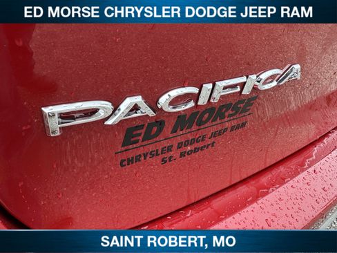 New 2027 Chrysler Pacifica Select AWD/4WD image 10