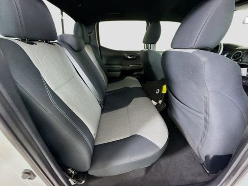 Certified 2020 Toyota Tacoma TRD Off-Road image 24