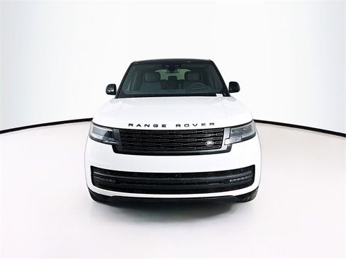 New 2026 Land Rover Range Rover Long Wheelbase SE image 2