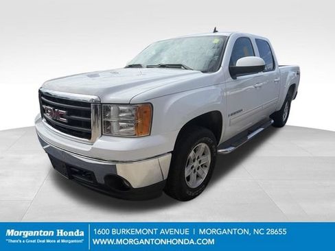 Used 2007 GMC Sierra 1500 SLT w/ SLE/SLT Trailering Package AWD/4WD image 3