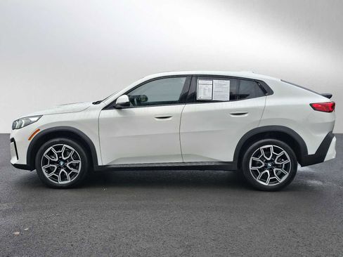 Used 2025 BMW X2 xDrive28i w/ Technology Package image 12