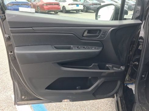 Certified 2025 Honda Odyssey Sport-L image 22
