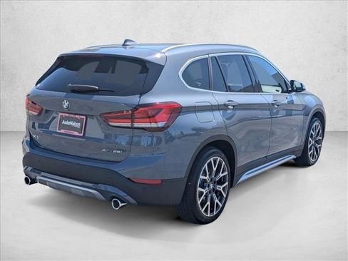 Used 2022 BMW X1 xDrive28i w/ Premium Package 2 AWD/4WD image 5
