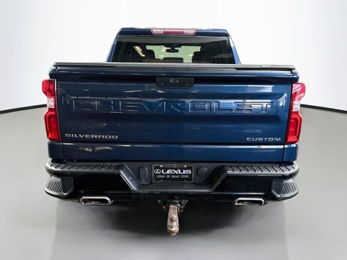 Used 2019 Chevrolet Silverado 1500 Custom Trail Boss w/ Custom Convenience Package AWD/4WD image 6