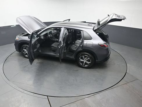 Certified 2024 Honda HR-V EX-L image 44