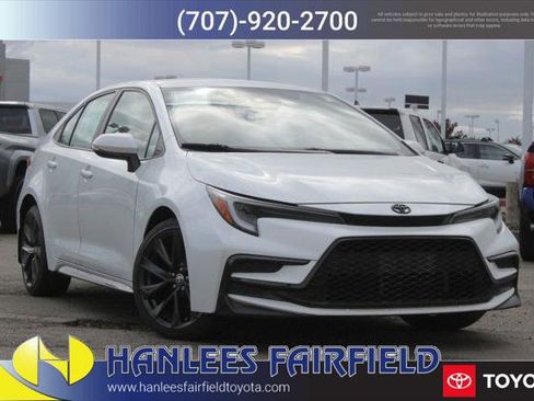 Certified 2024 Toyota Corolla SE image 1