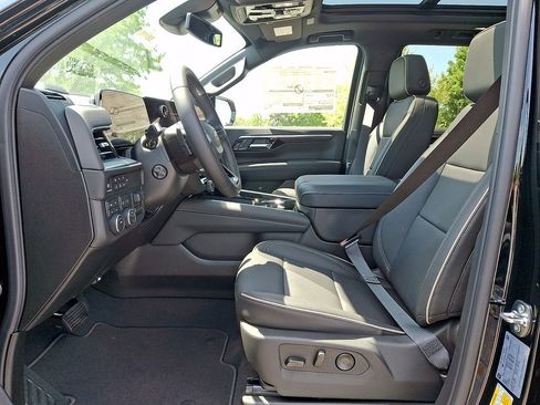 New 2026 Chevrolet Tahoe Premier w/ Sun And Tow Package AWD/4WD image 10
