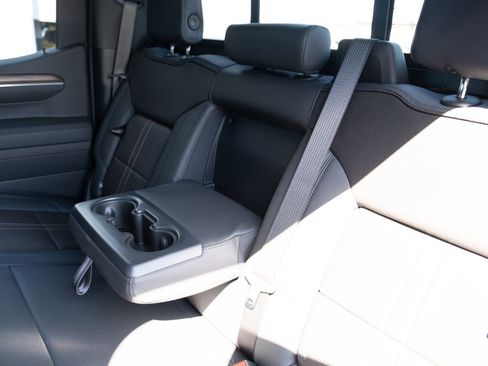 New 2026 Chevrolet Silverado 1500 High Country AWD/4WD image 21