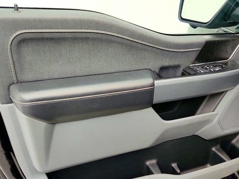 Used 2023 Ford F150 Lightning XLT image 10