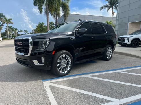 Used 2023 GMC Yukon SLE RWD image 5