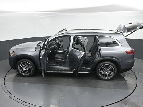 Used 2024 Mercedes-Benz GLS 450 4MATIC image 53