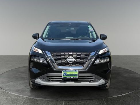 Used 2023 Nissan Rogue S AWD/4WD image 3