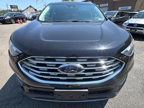 Used 2019 Ford Edge SEL w/ Equipment Group 201A AWD/4WD image 2