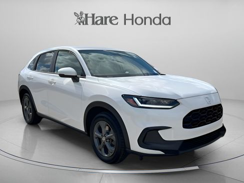 Used 2026 Honda HR-V LX image 7
