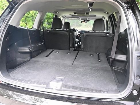 Certified 2022 Honda Pilot Touring image 16