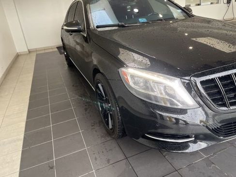 Used 2017 Mercedes-Benz S 550 Sedan image 4