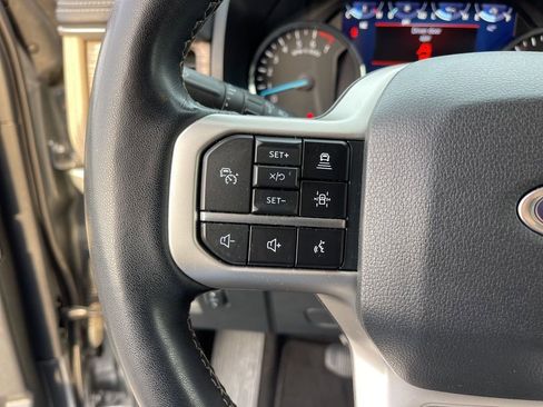 Certified 2024 Ford Expedition Limited image 17