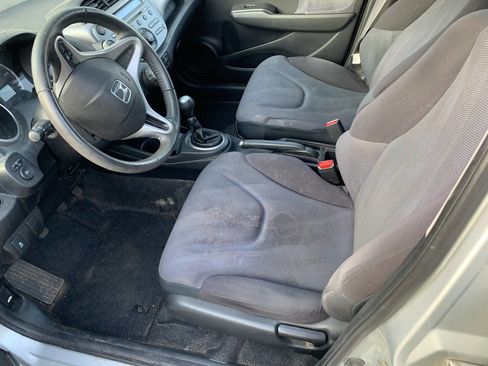 Used 2011 Honda Fit Sport image 9