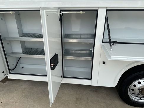 Used 2024 Ford Transit 350 AWD w/ Interior Upgrade Package image 39