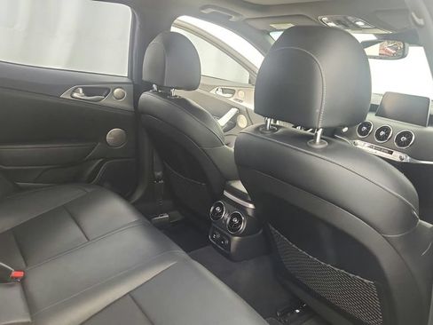 Used 2021 Kia Stinger GT1 RWD image 22