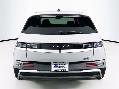 New 2026 Hyundai Ioniq 5 SEL image 6