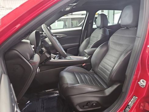 Used 2024 Dodge Hornet GT AWD/4WD image 9