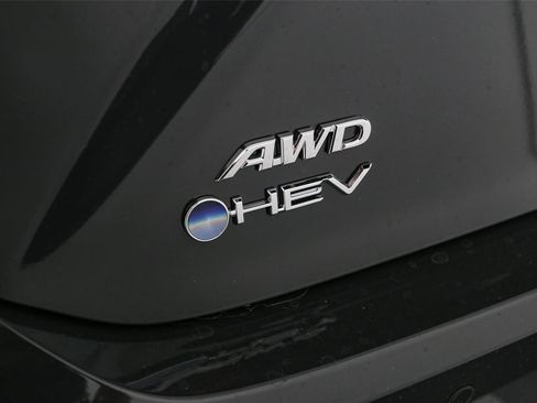 New 2026 Toyota Camry XLE AWD/4WD image 10