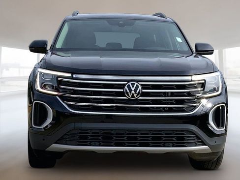 Used 2024 Volkswagen Atlas SE FWD image 3