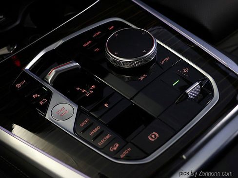 Certified 2024 BMW X5 xDrive50e w/ M Sport Package image 27