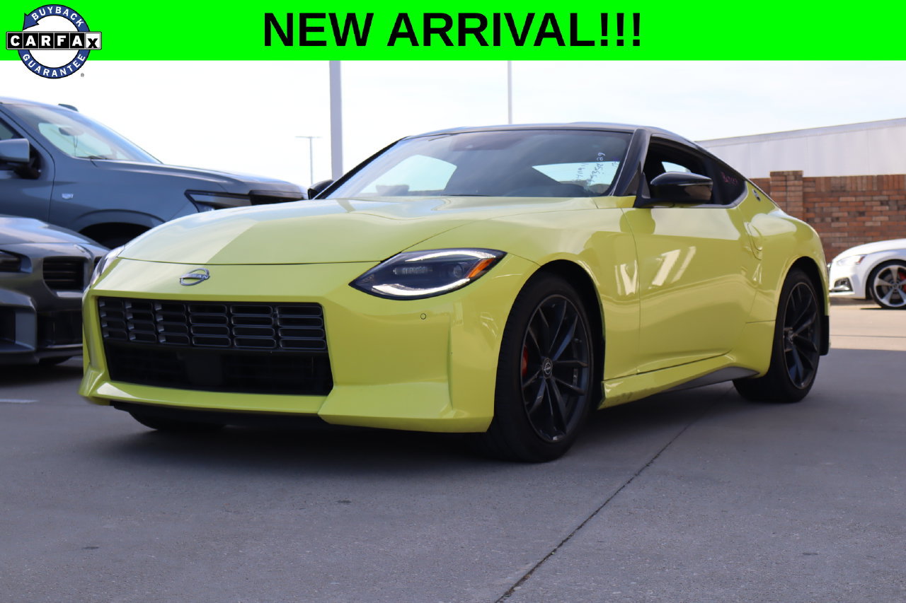 Used 2024 Nissan Z Performance w/ Floor Mat Package RWD image 1