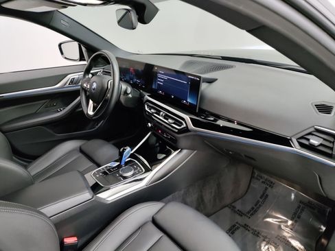 Used 2023 BMW i4 eDrive35 w/ Premium Package image 34