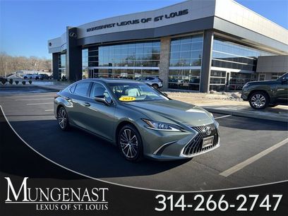 Used 2024 Lexus ES 350 w/ Premium Package