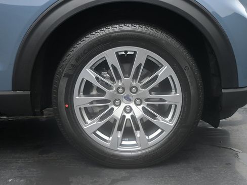 New 2026 Ford Explorer Active image 38