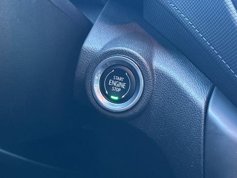 Used 2022 Chevrolet TrailBlazer LT w/ Convenience Package image 19