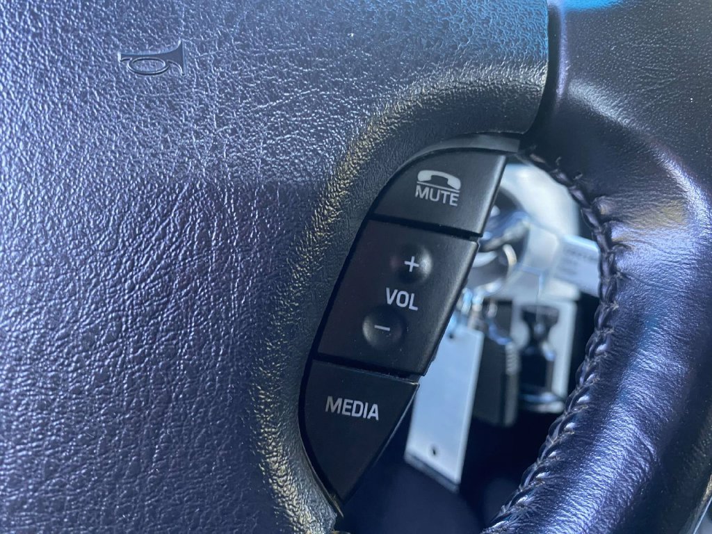 Used 2003 Ford Thunderbird RWD image 17