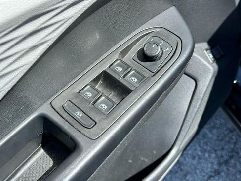 Used 2024 Volkswagen Taos S FWD image 16