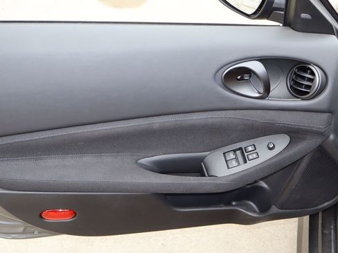 Used 2024 Nissan Z Sport w/ Floor Mat Package RWD image 16