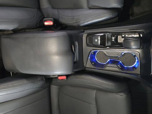 Used 2025 Subaru Ascent Bronze Edition image 40