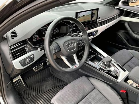 Used 2023 Audi A4 2.0T Prestige w/ Prestige Package image 13
