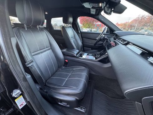 Used 2018 Land Rover Range Rover Velar S image 5