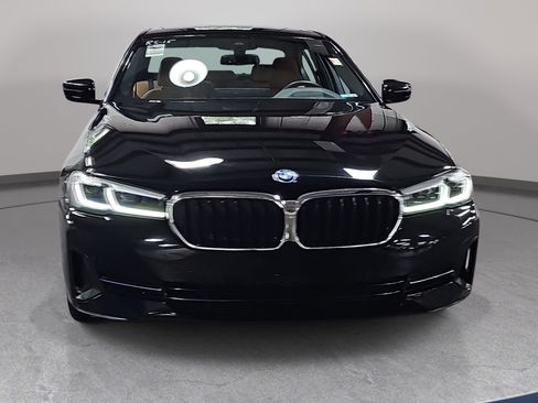 Used 2023 BMW 530e xDrive AWD/4WD image 2