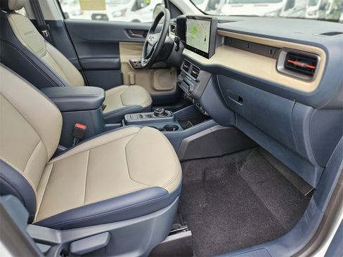 New 2025 Ford Maverick Lariat image 11