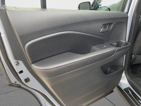 Certified 2025 Honda Passport EX-L image 34