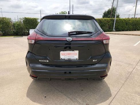 Certified 2023 Nissan Kicks SV FWD image 6